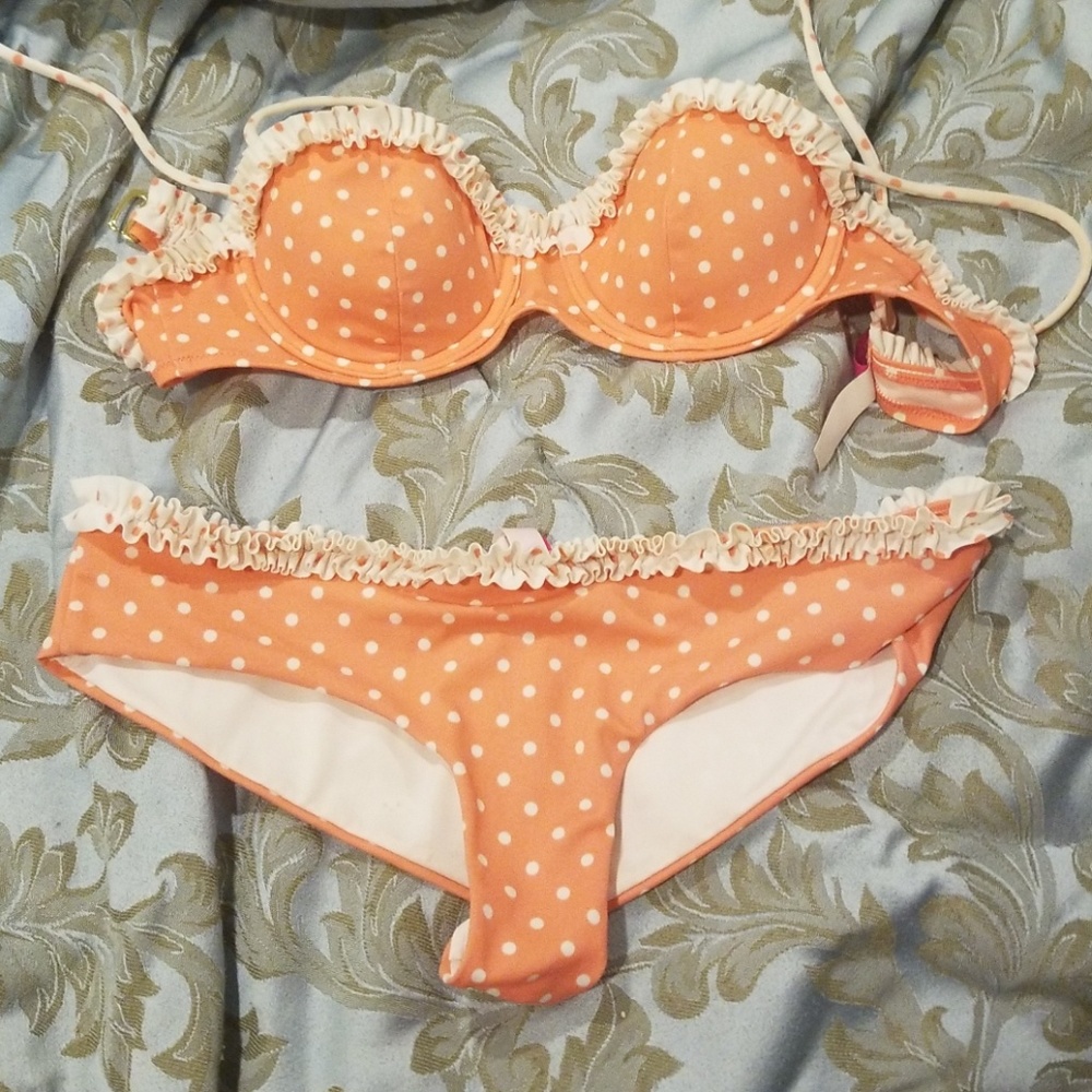 Victoria secret swimsuit 34b top small bottom